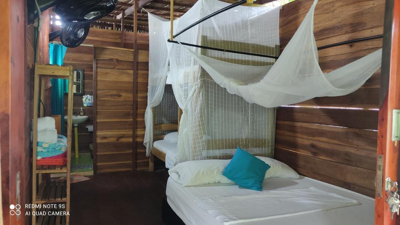 HOSTAL Estrellas del tayrona Guachaca Quarto foto
