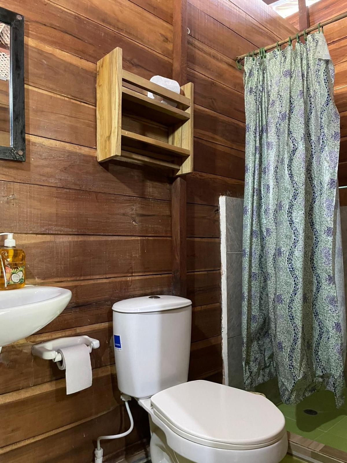 HOSTAL Estrellas del tayrona Guachaca Quarto foto